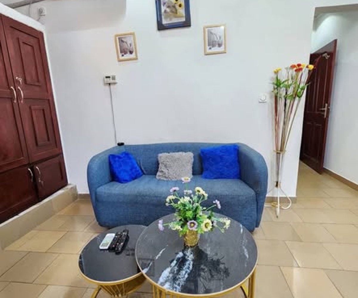 Chambre meublée tout confort – Mvog Mbi (Coron)