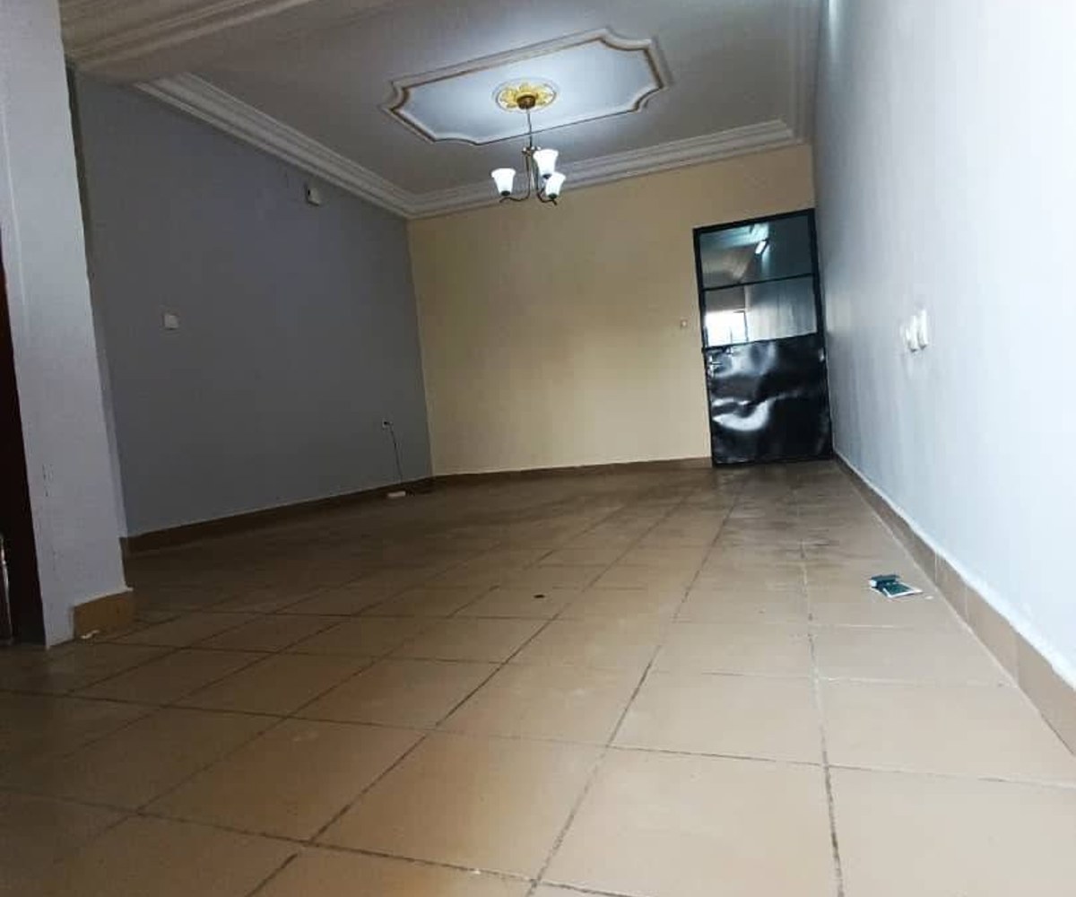 Appartement à louer à Nyalla Kambo