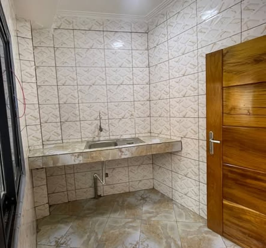 Studio à louer à Ngousso, Yaoundé