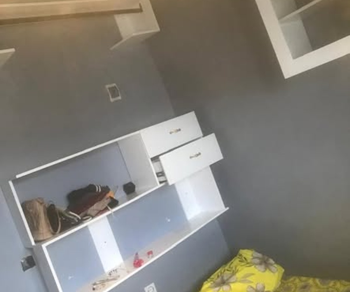 Grande chambre à louer à Bonamoussadi