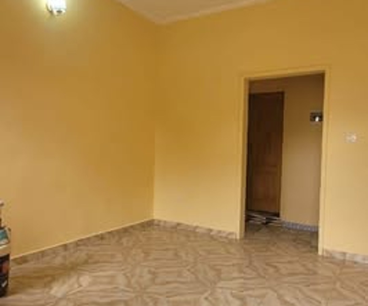 Appartement neuf 2 chambres à Biyem-Assi - maison blanche