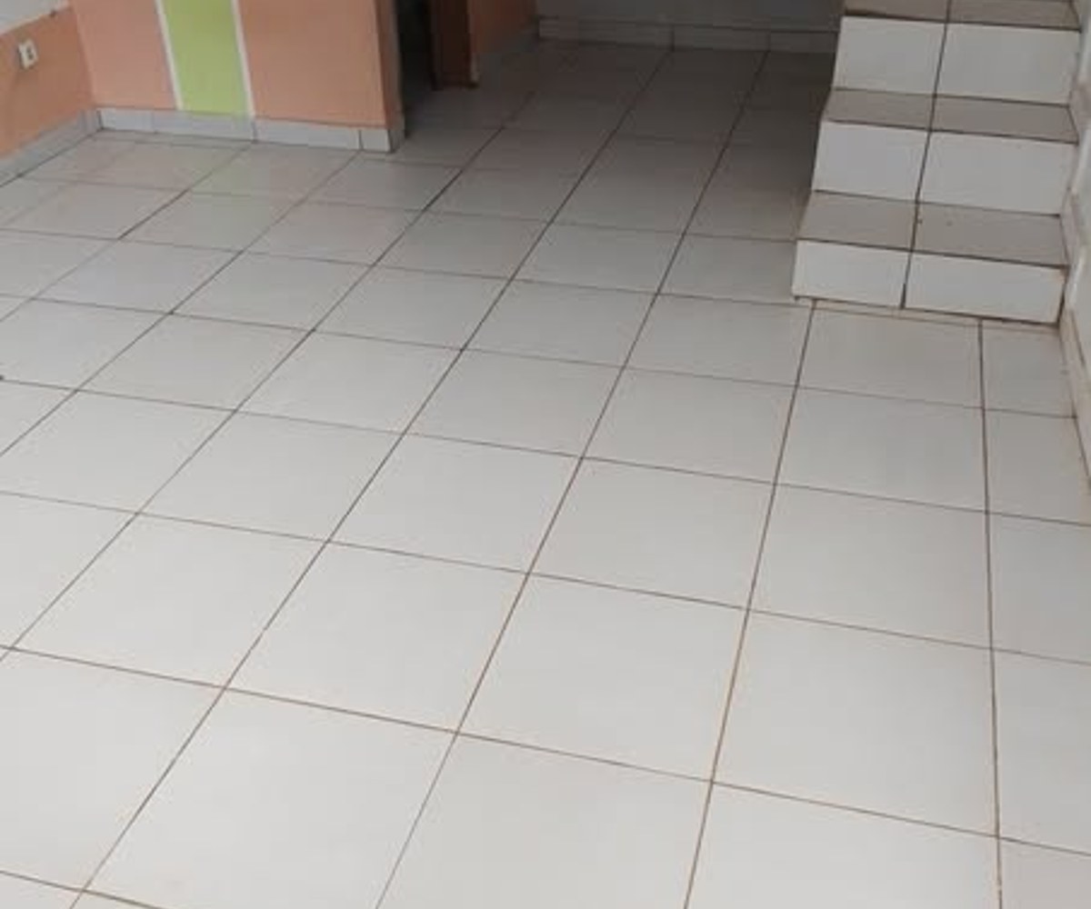 Emplacement commercial à louer - Mimboman, Yaoundé