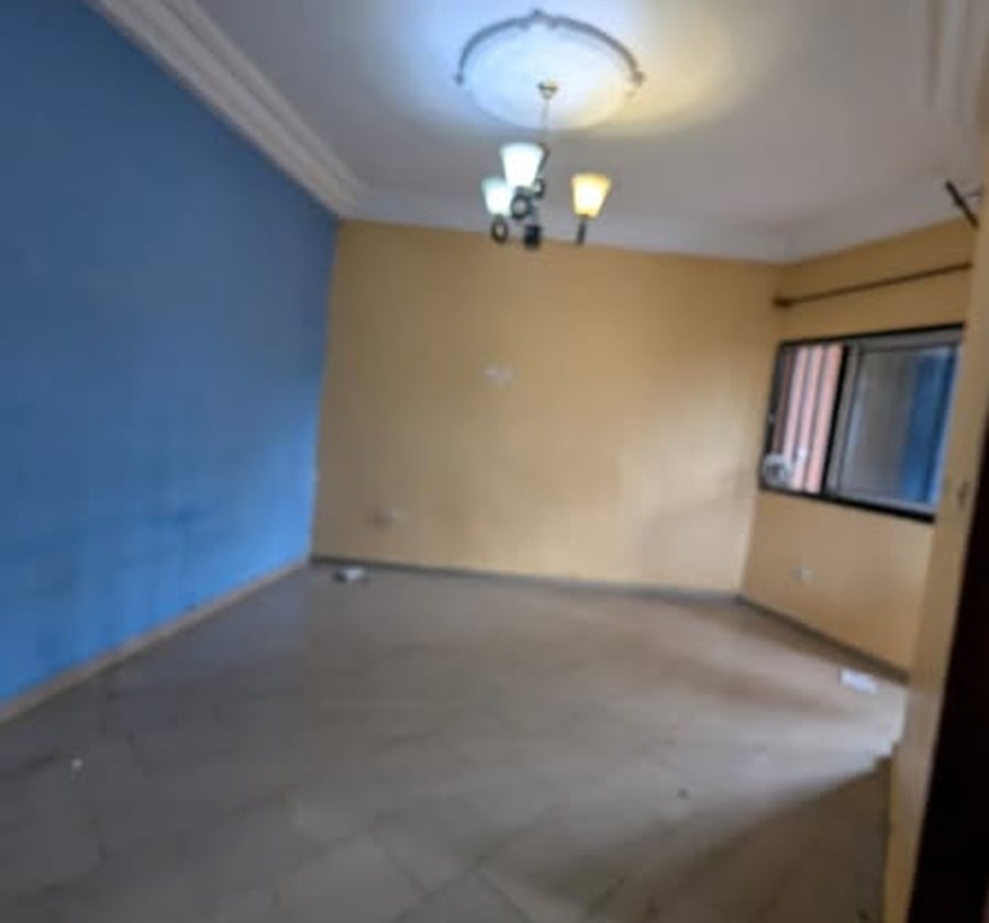 Studio moderne à louer à Ahala - Barrière