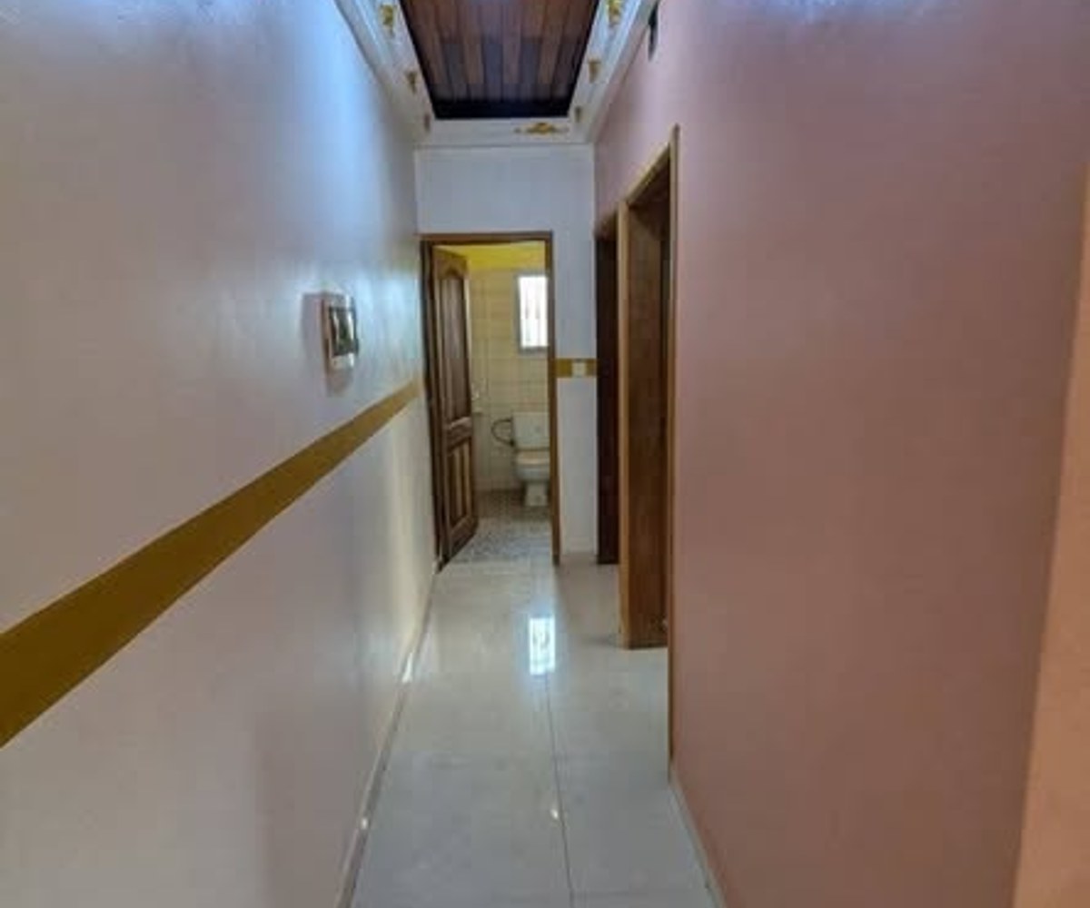 Appartement 2 chambres - Carrefour Nkolfoulou
