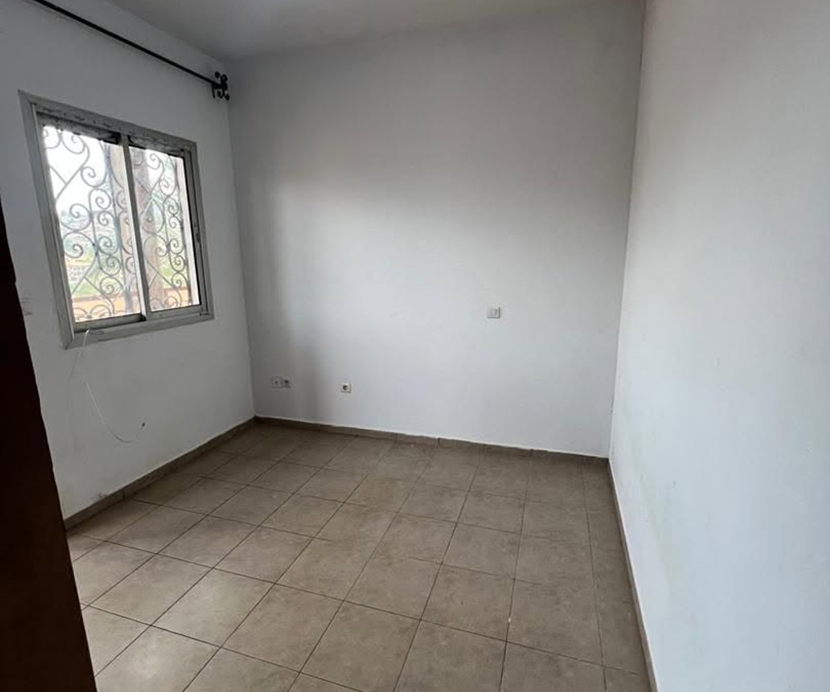Chambre moderne à TKC