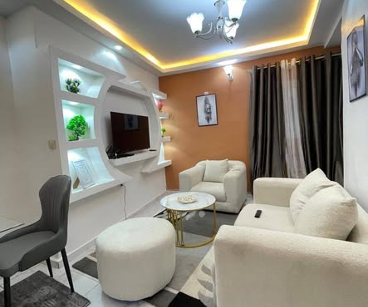 Studio meublé à Kotto - 25 000 F/nuitée