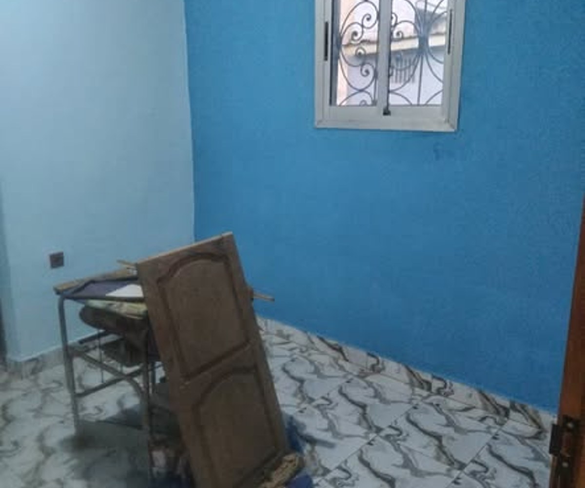 Vaste studio moderne à louer - Bépanda Omnisports