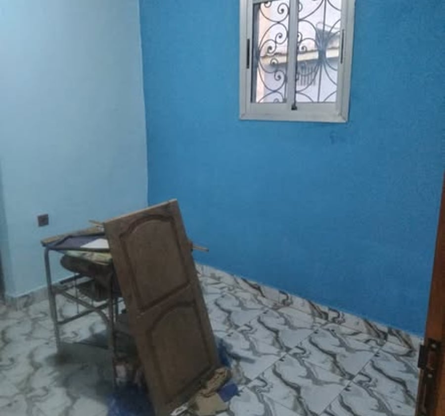 Vaste studio moderne à louer - Bépanda Omnisports