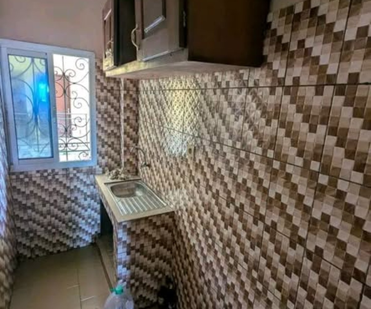 Studio VIP à Mimboman Maetur
