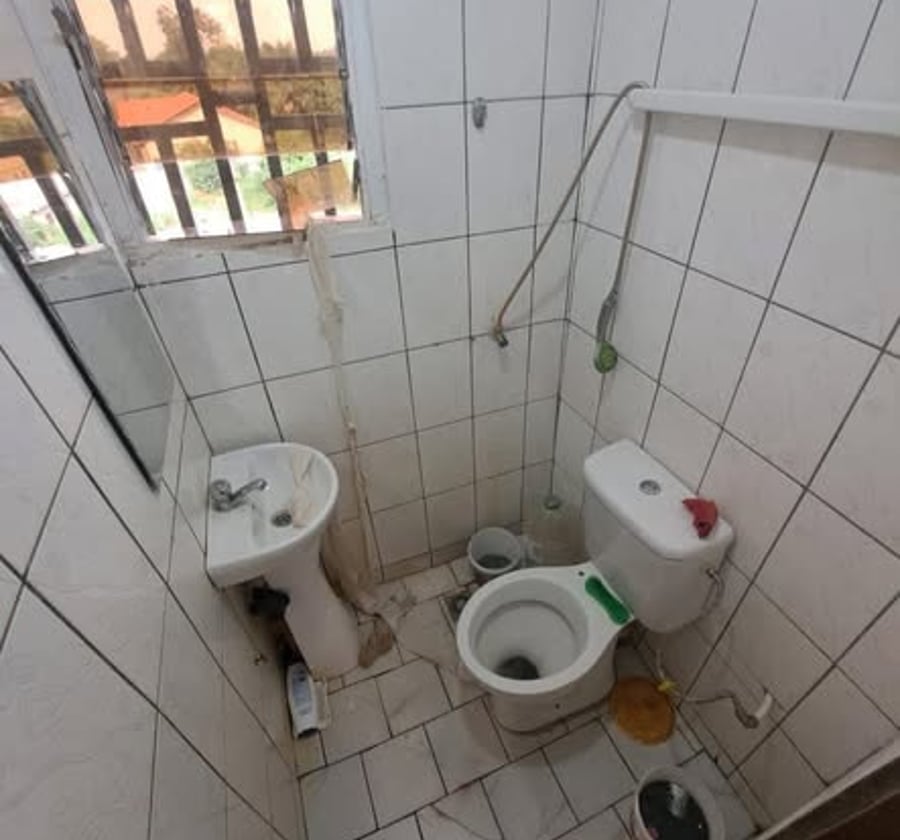 Chambre moderne à Nkoabang Fokou