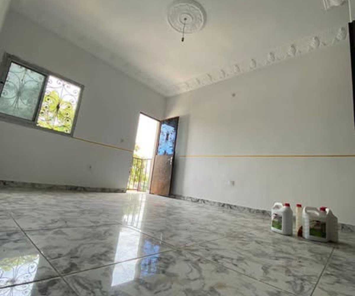 Studio moderne à Logbaba