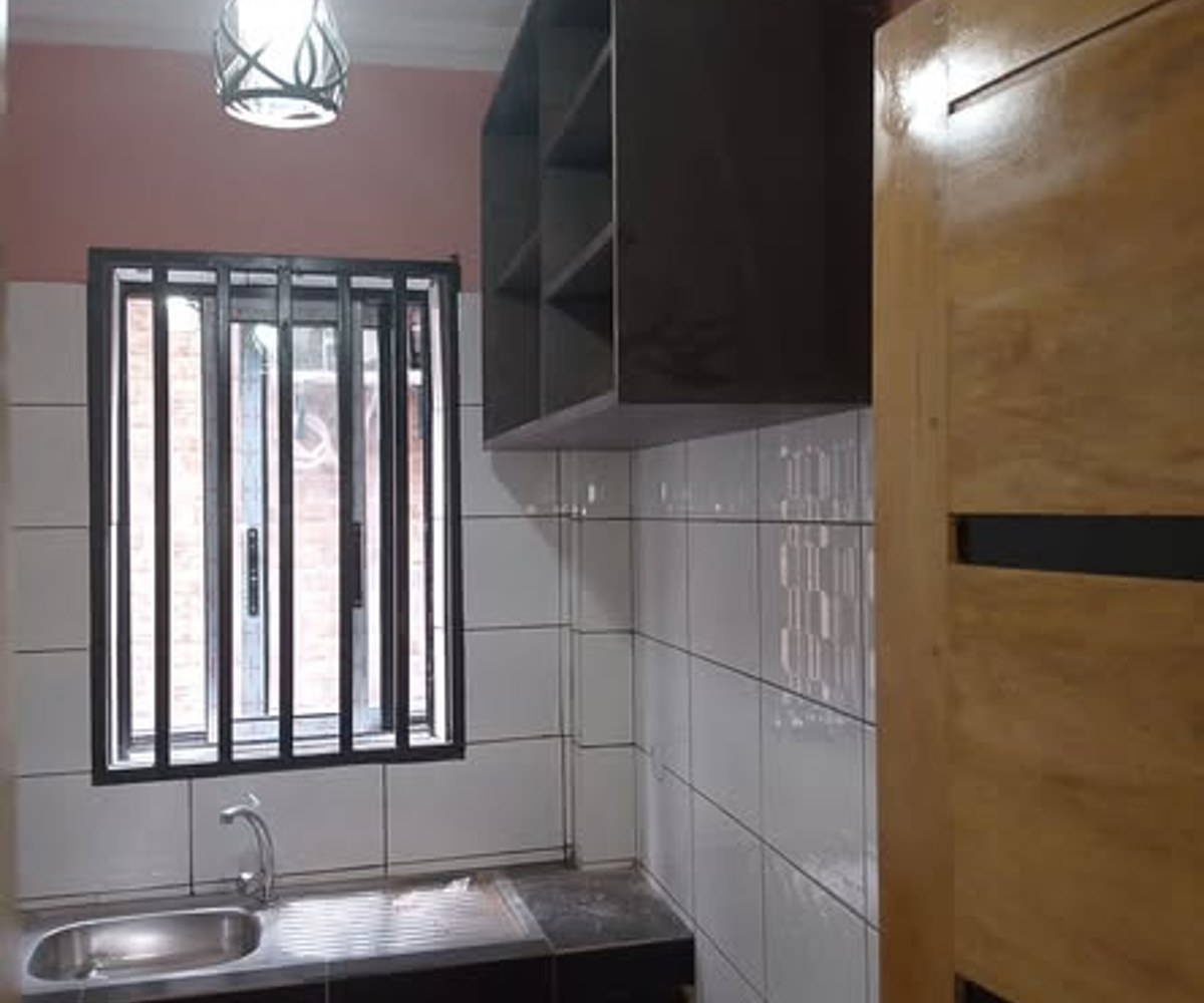 Studio moderne à louer - Village, Douala