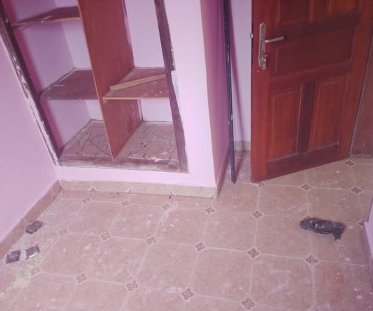 Studio moderne à Essomba
