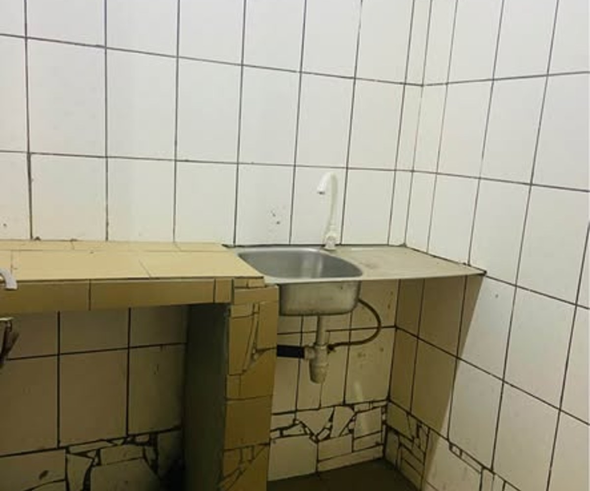 Studio moderne à louer à PK 14