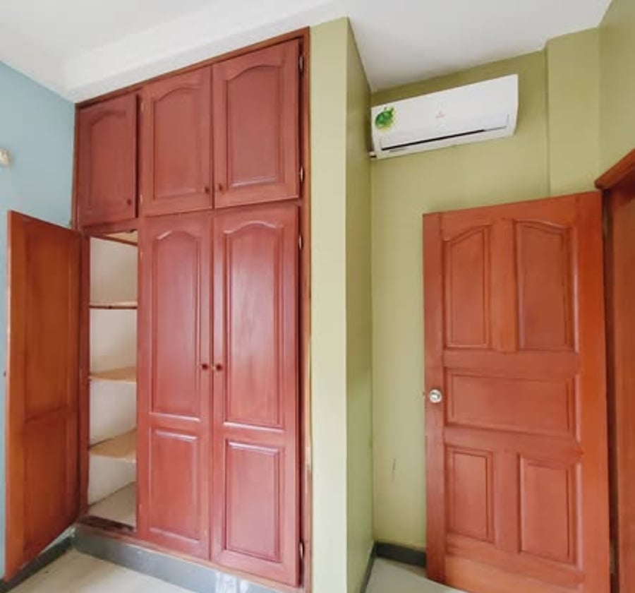Studio moderne à louer - Mvan Santa Lucia, Yaoundé