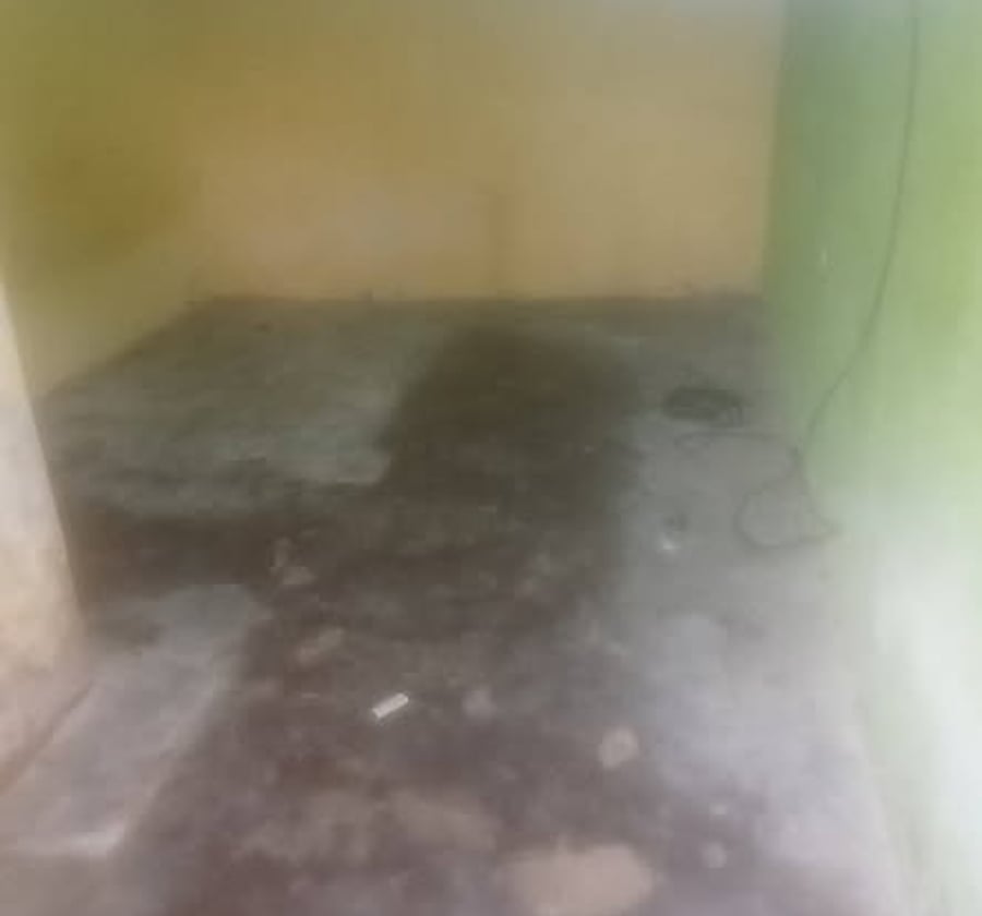 Chambre avec douche interne à louer - Beedi, Douala