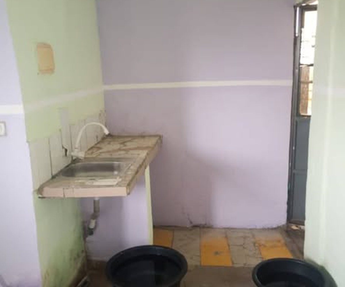 Chambre moderne à louer – Deido Bonateki – 35 000 FCFA/mois