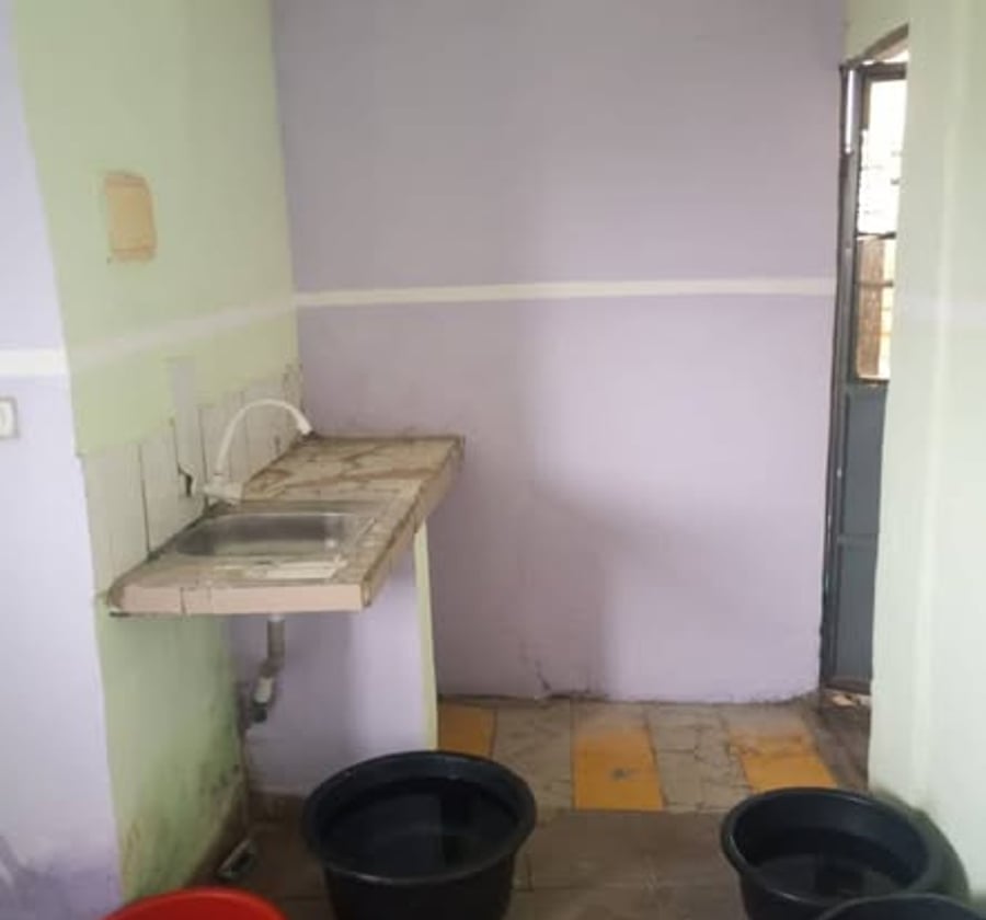 Chambre moderne à louer – Deido Bonateki – 35 000 FCFA/mois
