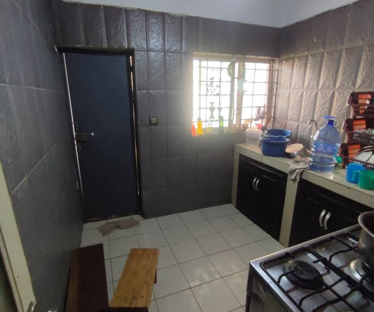 Immeuble en vente à Obam (Nsam Escale) – Yaoundé