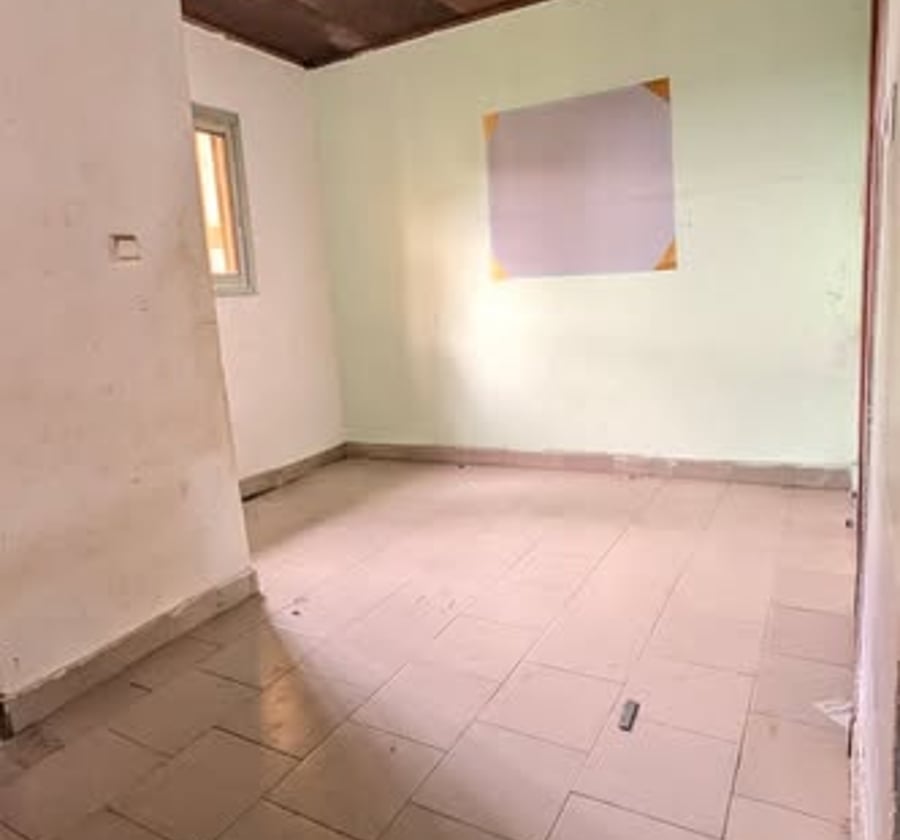 Chambre moderne à Makepe Missoké