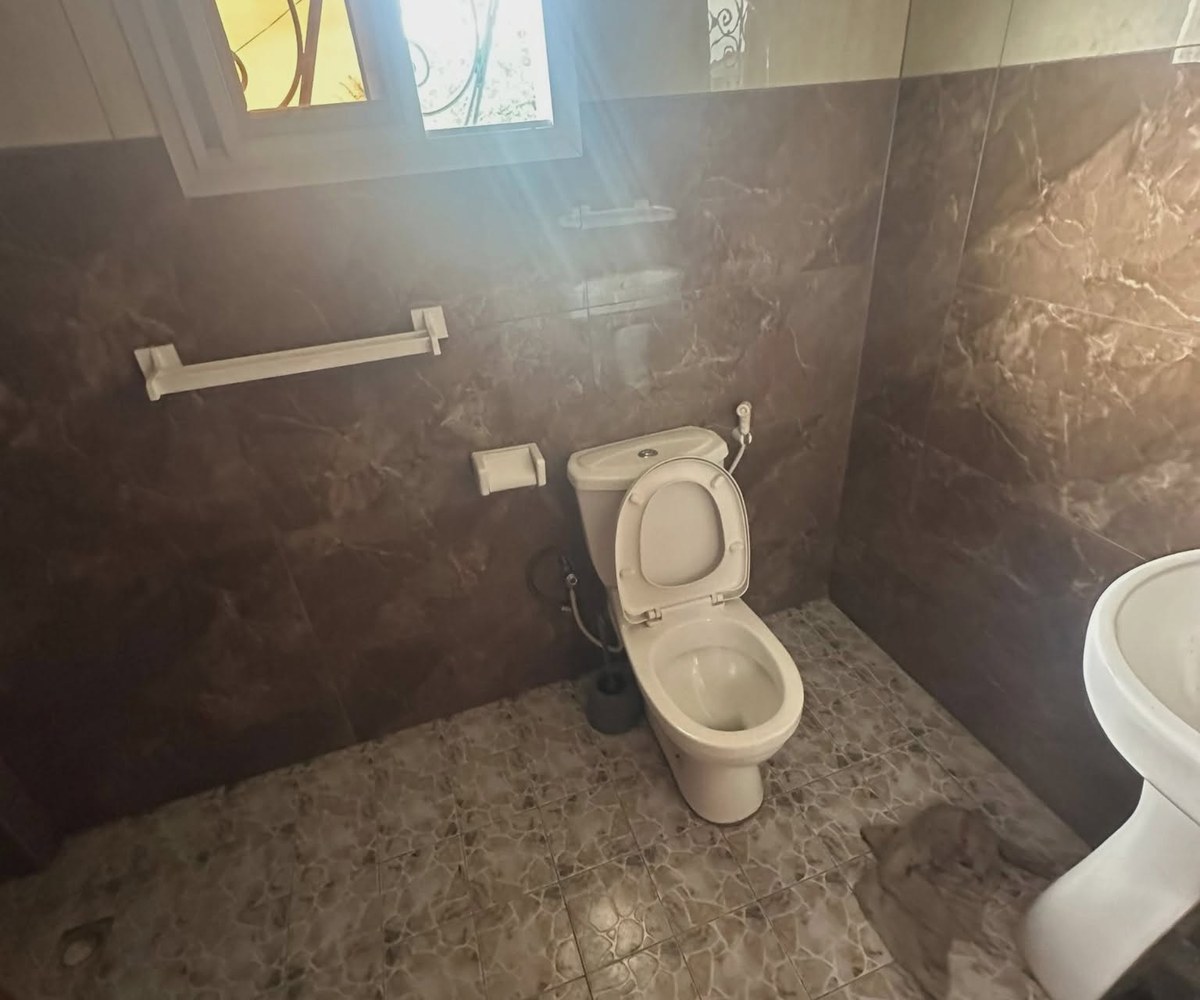 Appartement 3 chambres à louer - Logbessou