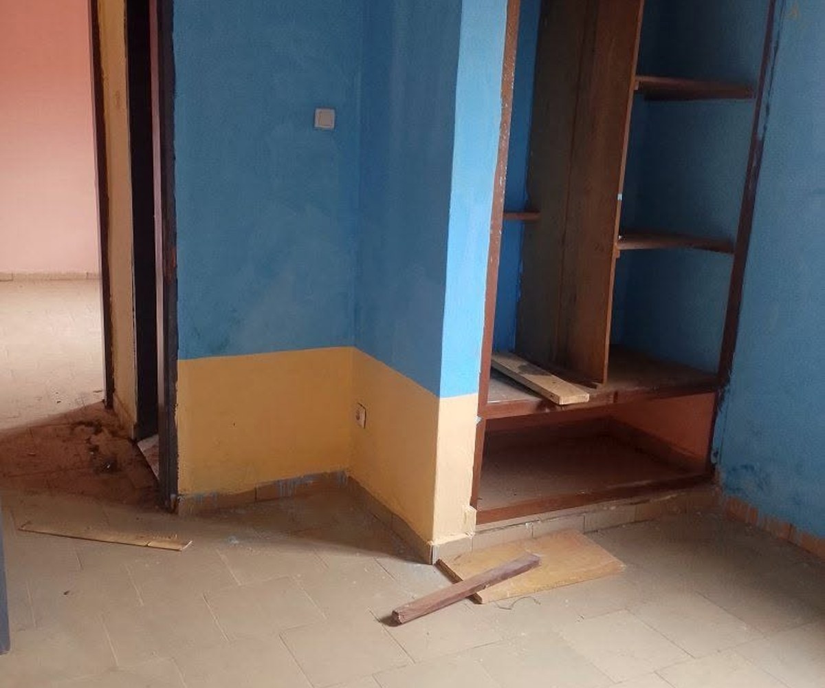 Grand appartement moderne - 2 chambres - Nkomo