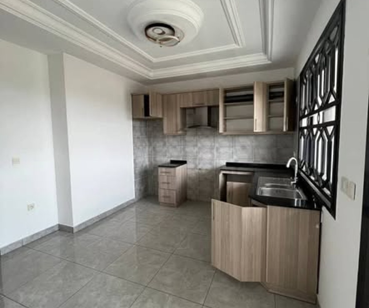 Appartement haut standing à louer - Bastos