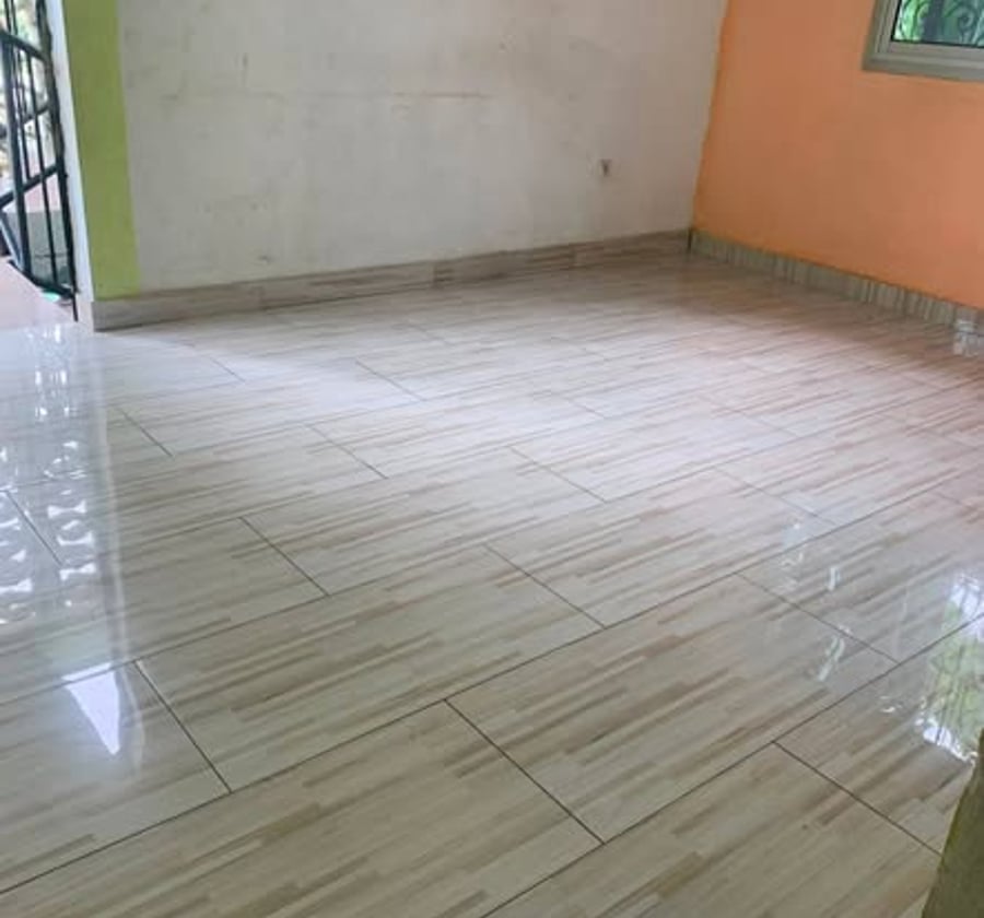 Studio moderne très vaste et sécurisé à Ndogpassi