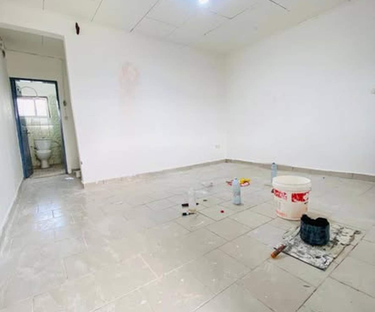 Studio moderne à louer à Logbessou IUC