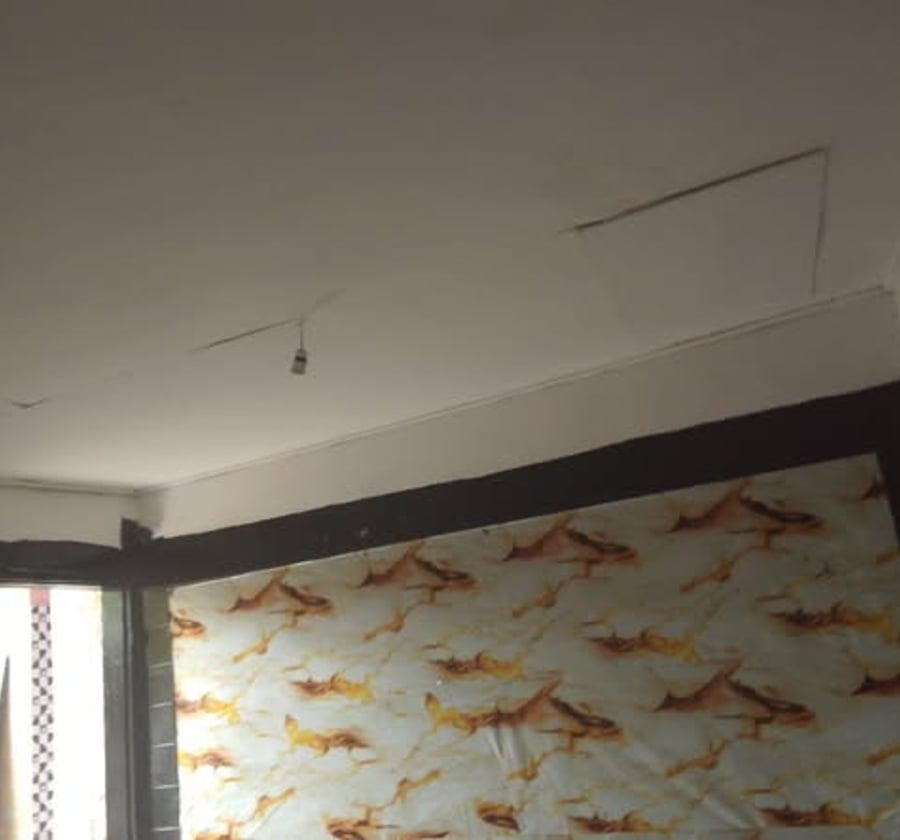 Chambre moderne à louer au Rond Point CCC - Douala