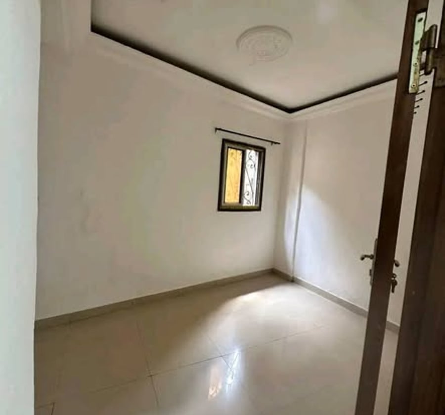 Studio moderne à Cité Sic, Douala