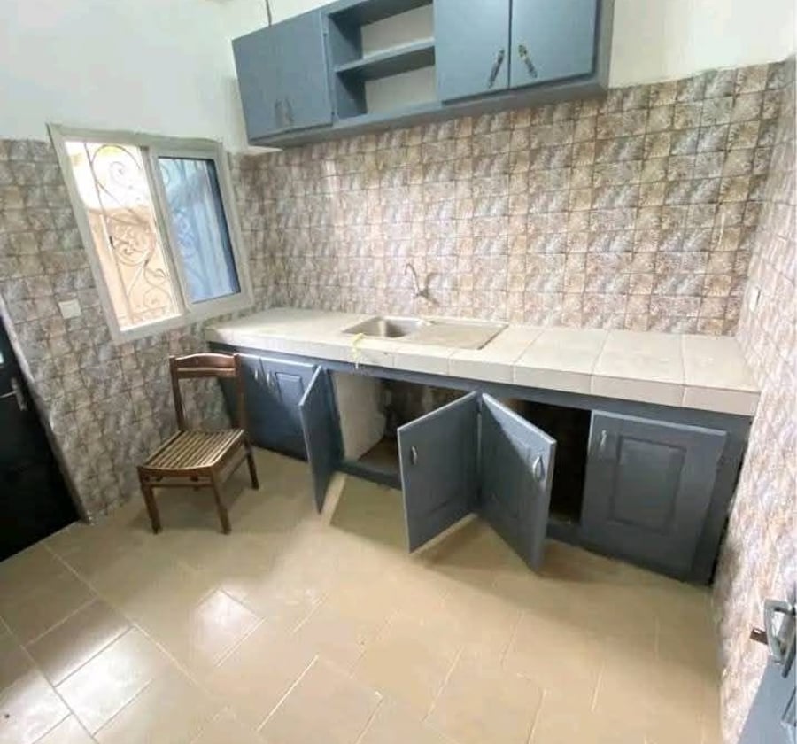 Grand appartement moderne à louer – Makepe, Douala