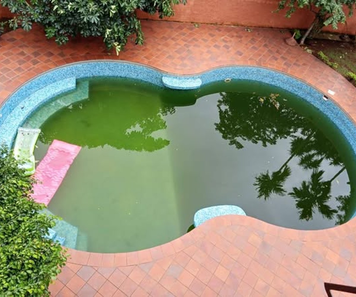 Joli duplex à louer à Bastos