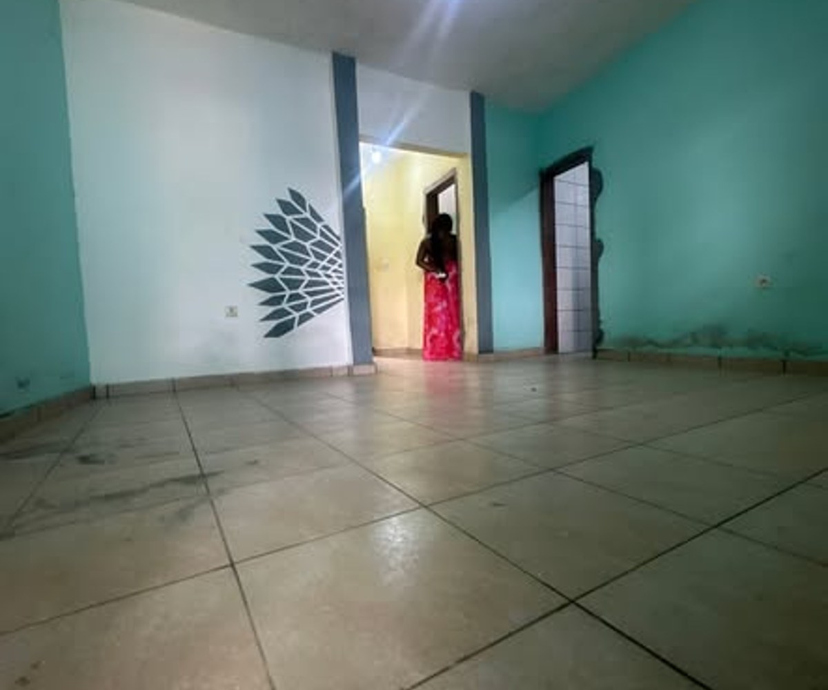 Studio moderne 4 pièces à PK12 Douala