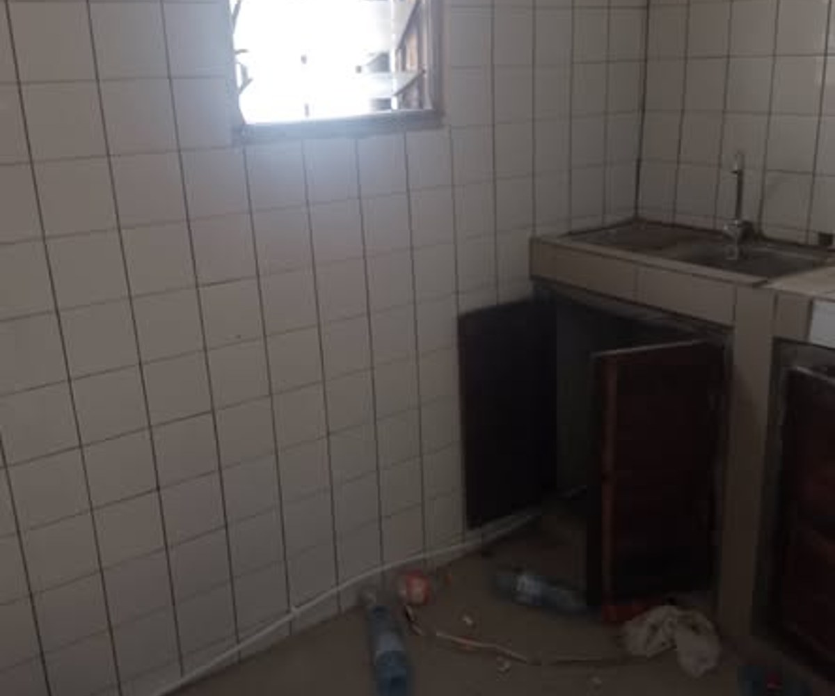 Studio moderne à louer à Beedi, Douala