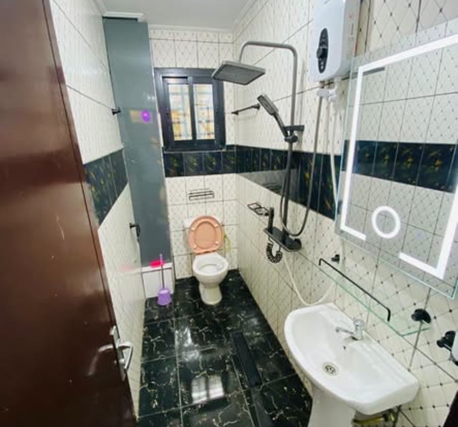 Studio moderne haut standing à louer - Logpom, Douala