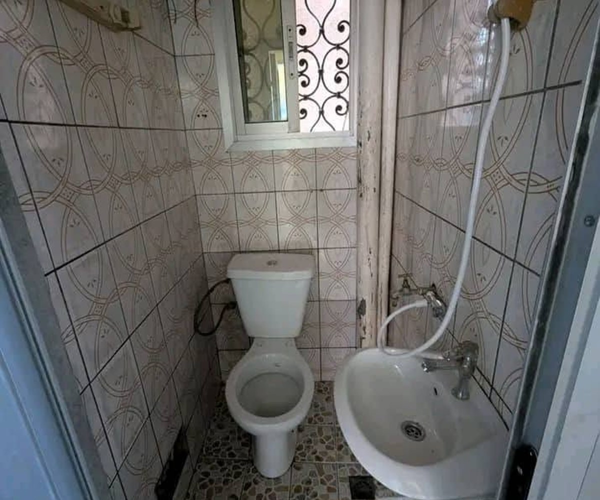 Studio moderne à louer à Ndogbong