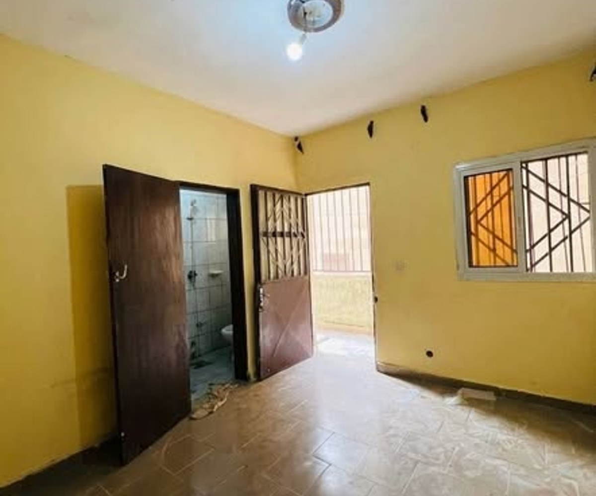 Chambre moderne à louer - Ange Raphaël, Douala