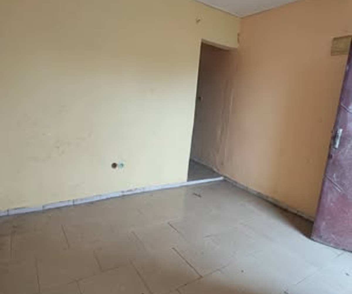 Studio moderne à louer à Logbaba