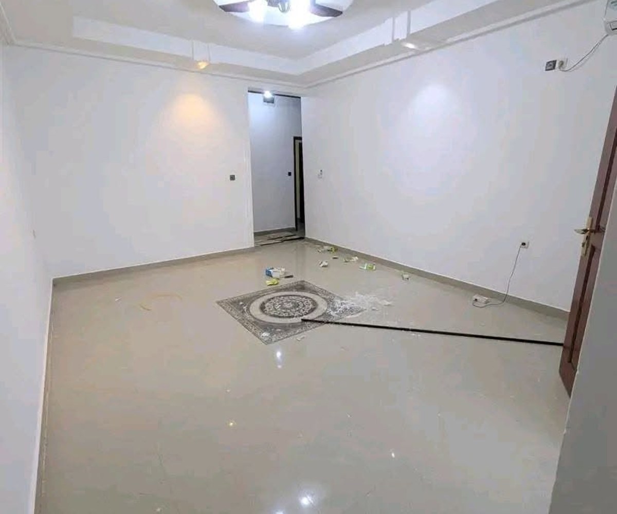 Appartement 2 chambres à louer à Fourgerol, Yaoundé