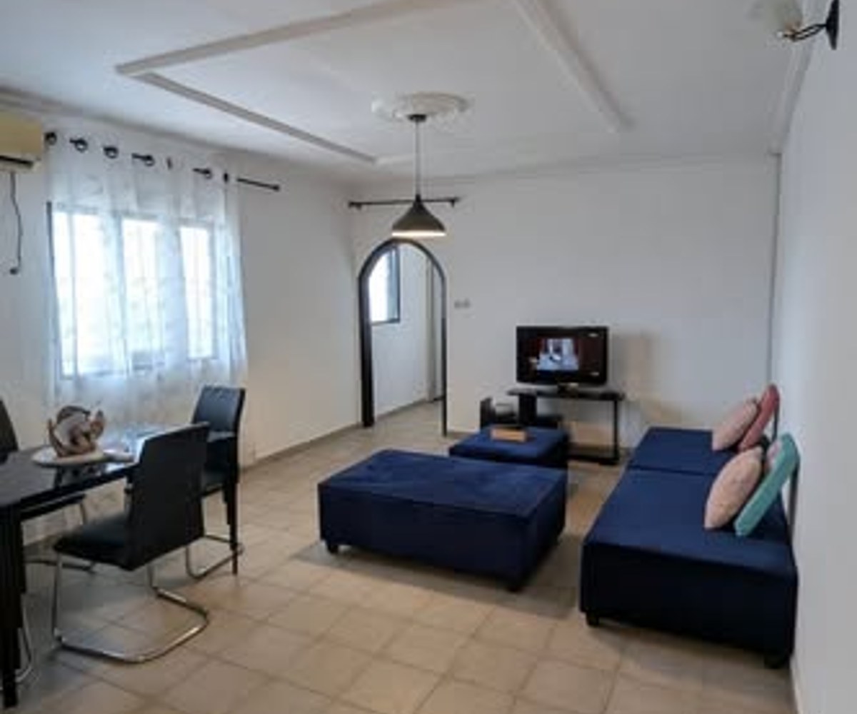 Studio moderne 4 pièces - Akwa