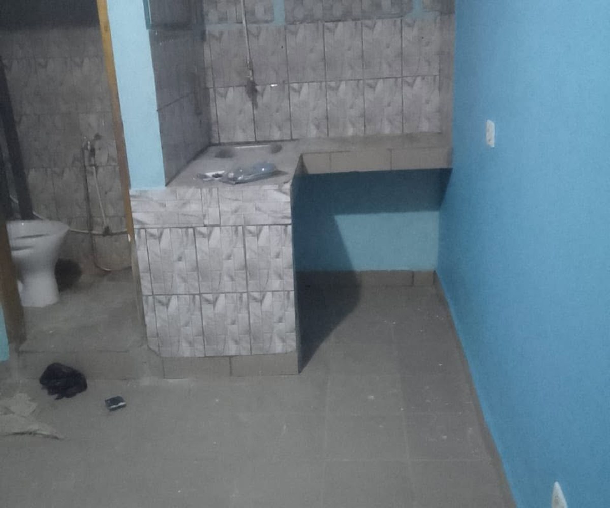 Chambre moderne à louer - Ndokoti, Douala