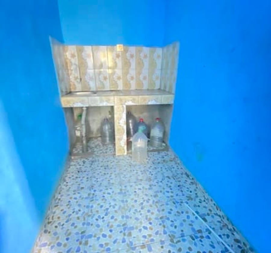 Studio moderne à louer à Etoug-Ebe