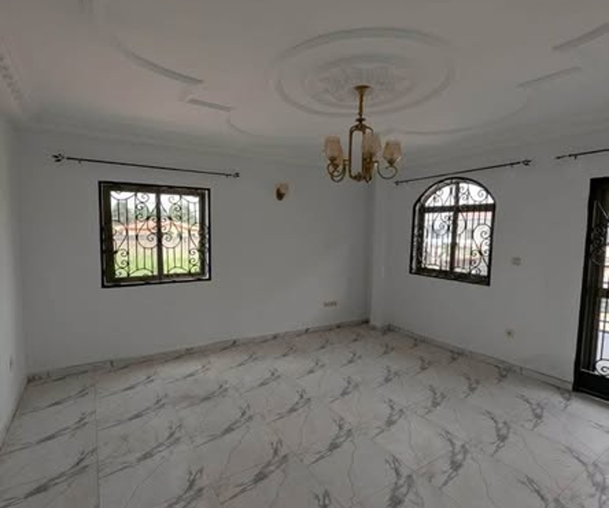Appartement moderne à louer - Odza