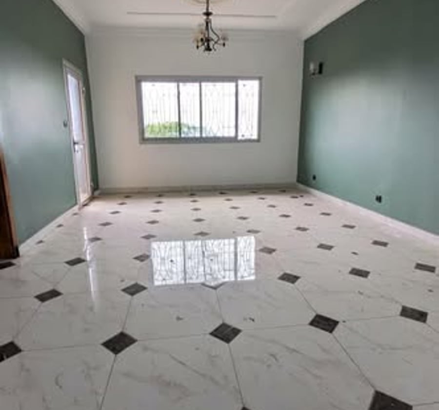 Vaste appartement à louer à Messassi, Yaoundé