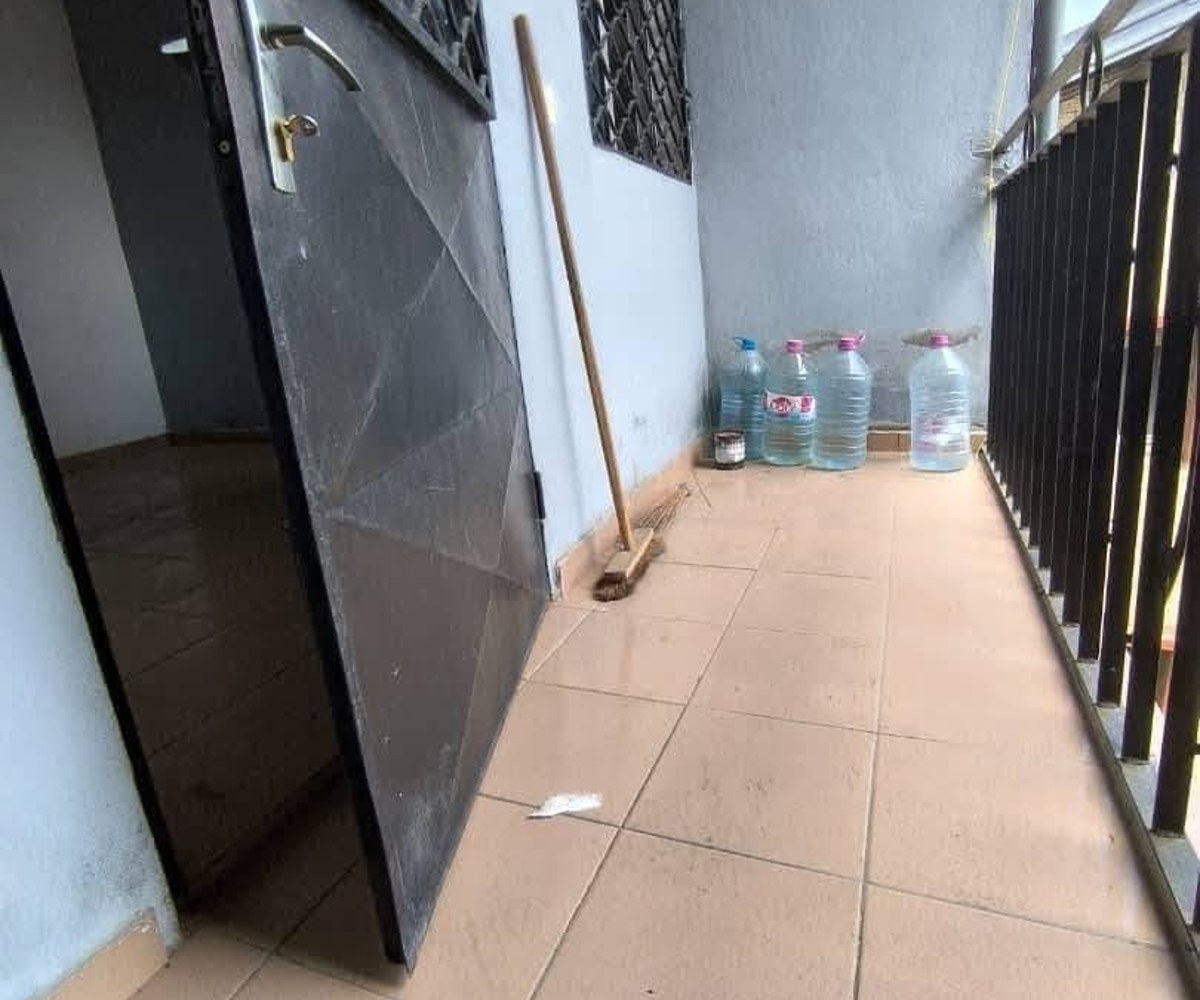 Studio moderne à louer à Malangué, Douala