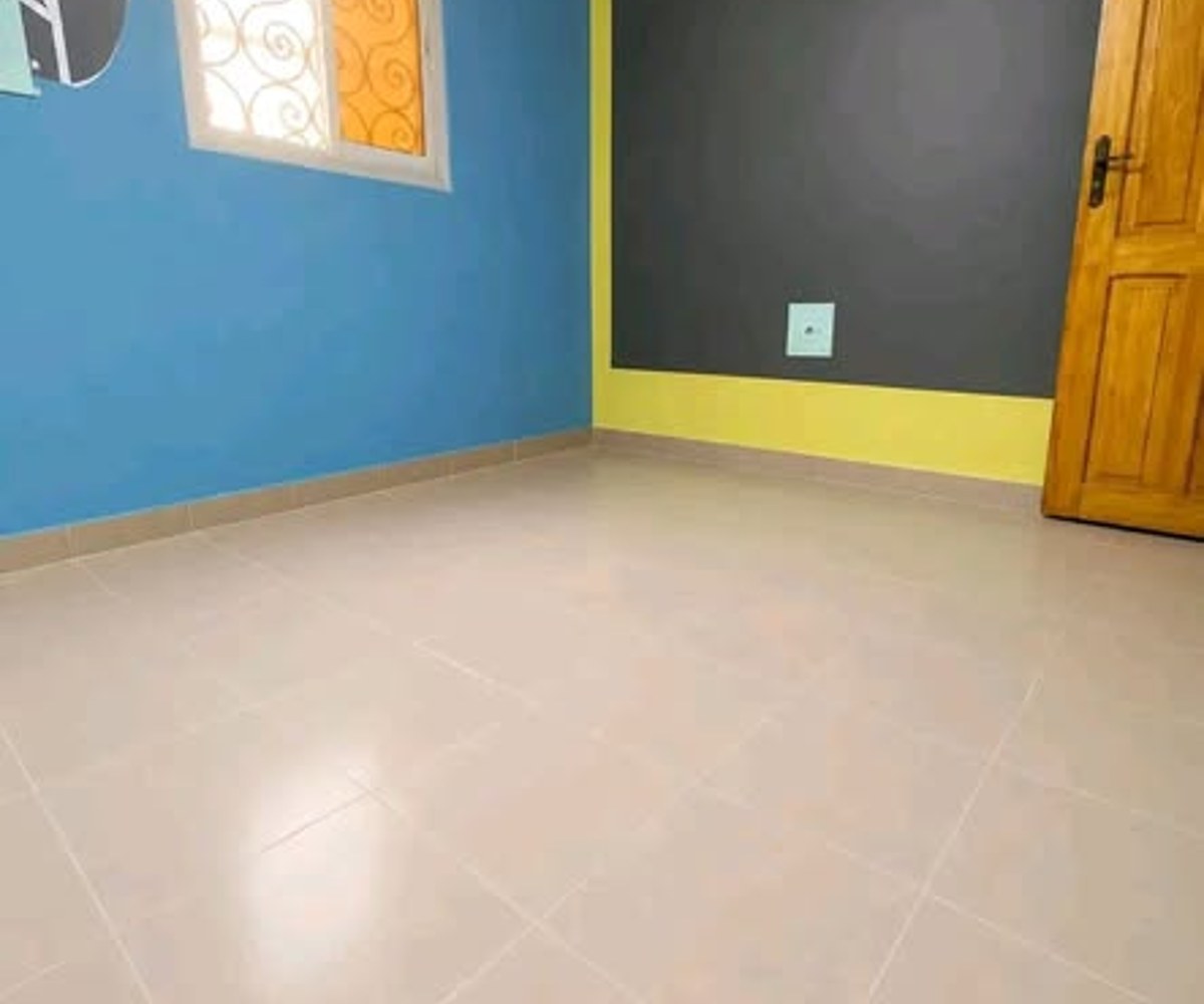 Chambre moderne à louer – Ange Raphaël