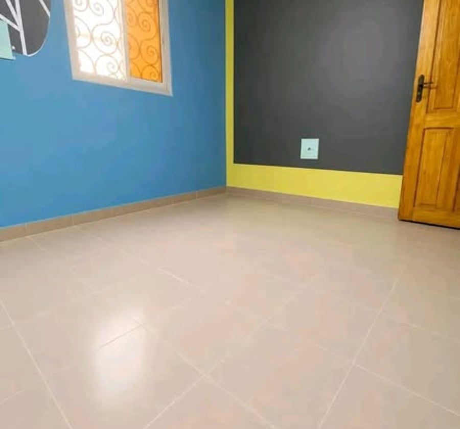 Chambre moderne à louer – Ange Raphaël