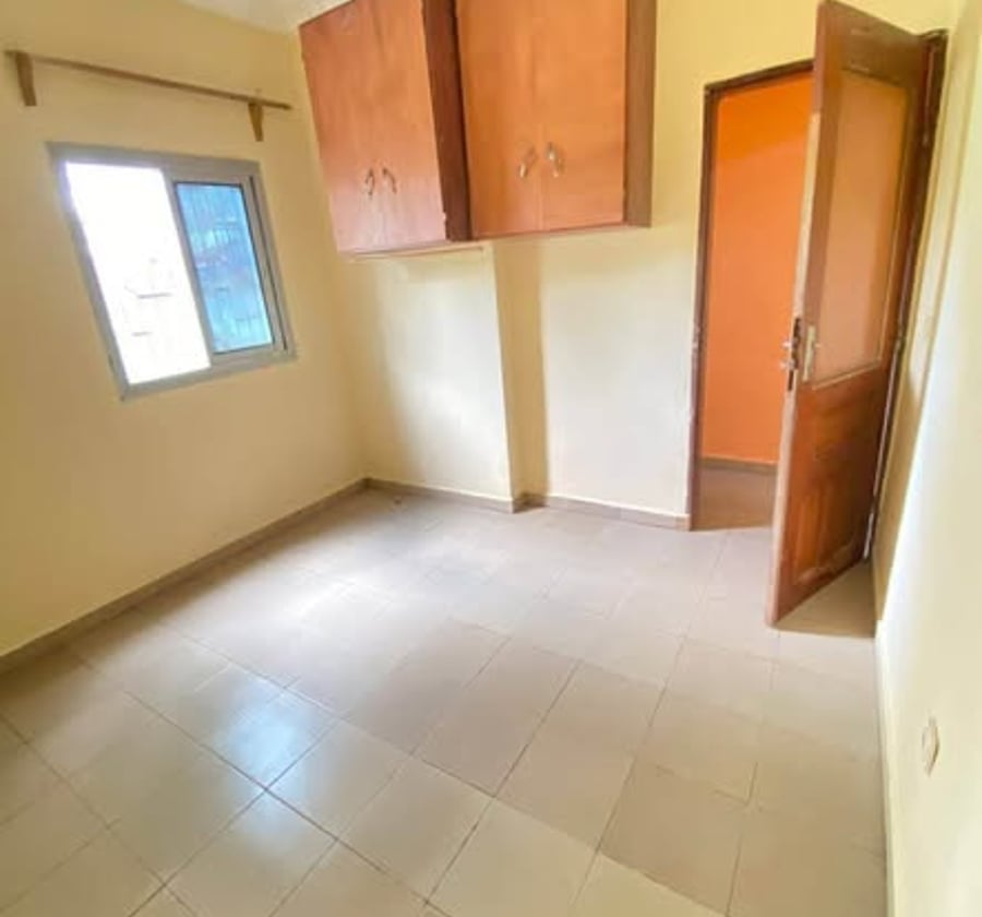 Studio moderne à Etoug-Ebe