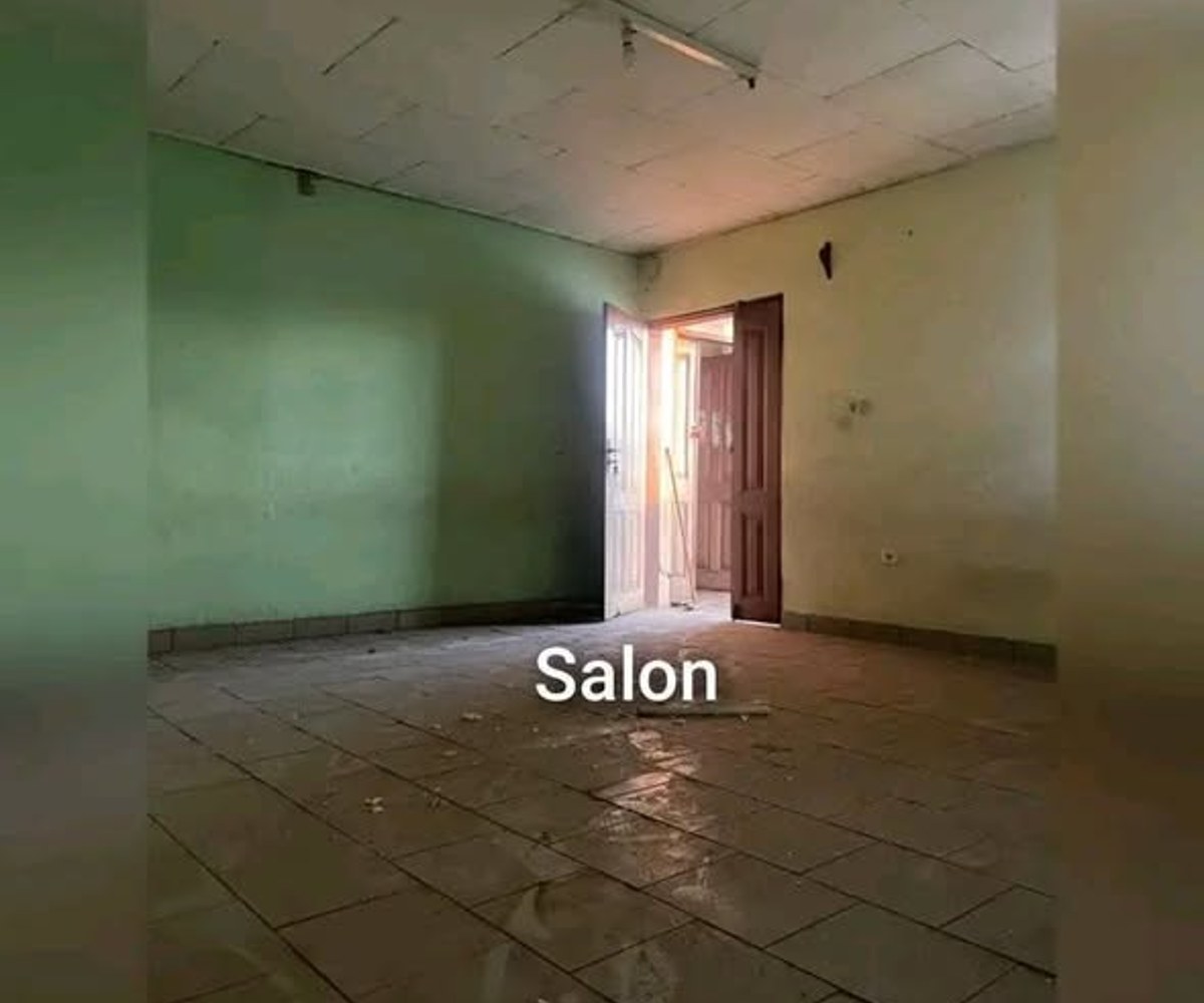 Vaste appartement moderne à Logbaba